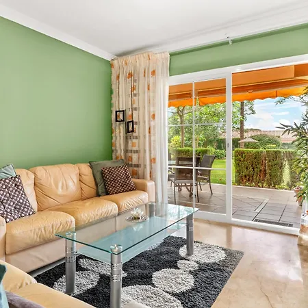 Garden Level - Pino Golf Apartment Marbella